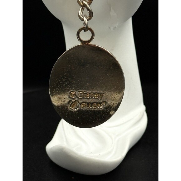 Vintage Disney Ellon Signed Mickey Mouse Since 1998 Keyring - Picture 2 of 7